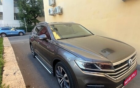 Volkswagen Touareg III, 2019 год, 5 250 000 рублей, 2 фотография