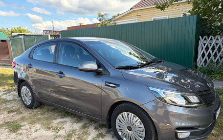 KIA Rio III рестайлинг, 2015 год, 1 250 000 рублей, 2 фотография