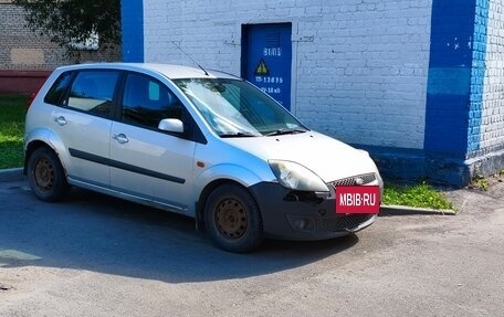 Ford Fiesta, 2007 год, 460 000 рублей, 2 фотография