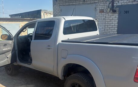 Toyota Hilux VII, 2012 год, 2 000 000 рублей, 6 фотография