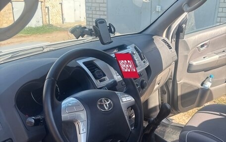 Toyota Hilux VII, 2012 год, 2 000 000 рублей, 5 фотография