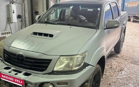 Toyota Hilux VII, 2012 год, 2 000 000 рублей, 14 фотография
