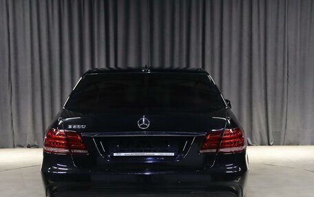 Mercedes-Benz E-Класс, 2014 год, 2 099 000 рублей, 13 фотография