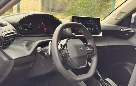 Peugeot 2008 II, 2023 год, 1 170 000 рублей, 7 фотография