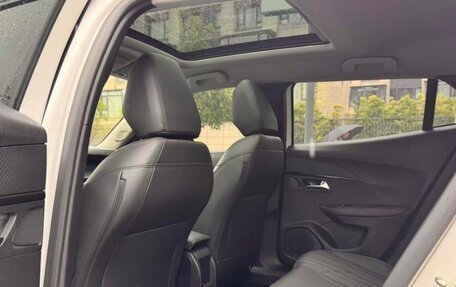 Peugeot 2008 II, 2023 год, 1 170 000 рублей, 13 фотография