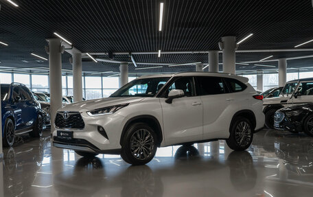 Toyota Highlander, 2026 год, 5 900 000 рублей, 1 фотография