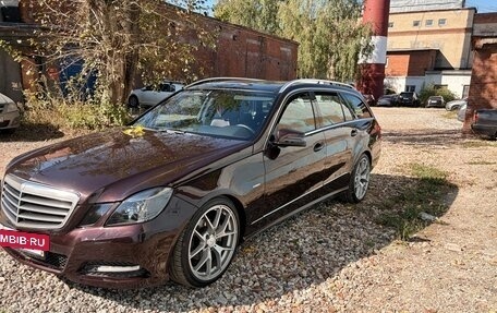 Mercedes-Benz E-Класс, 2010 год, 1 300 000 рублей, 12 фотография