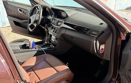 Mercedes-Benz E-Класс, 2010 год, 1 300 000 рублей, 17 фотография
