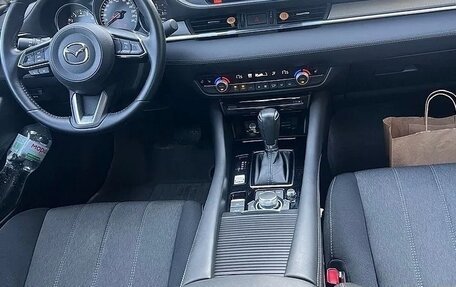 Mazda 6, 2019 год, 2 050 000 рублей, 13 фотография