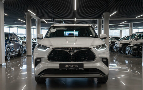 Toyota Highlander, 2026 год, 5 900 000 рублей, 3 фотография