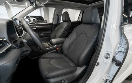 Toyota Highlander, 2026 год, 5 900 000 рублей, 9 фотография