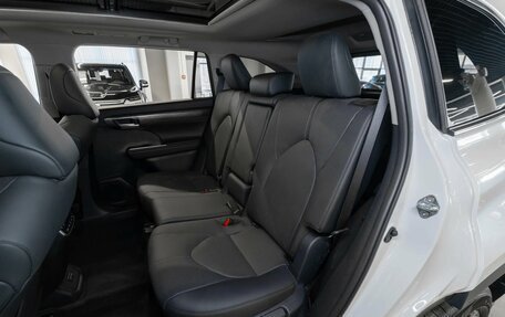 Toyota Highlander, 2026 год, 5 900 000 рублей, 14 фотография