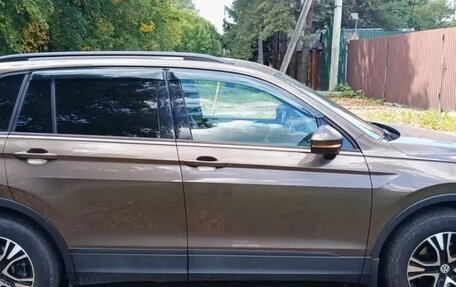 Volkswagen Tiguan II, 2019 год, 2 250 000 рублей, 12 фотография