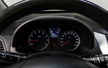 Hyundai Solaris II рестайлинг, 2011 год, 690 000 рублей, 21 фотография