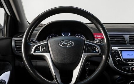 Hyundai Solaris II рестайлинг, 2011 год, 690 000 рублей, 18 фотография