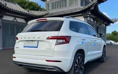 Skoda Karoq I, 2023 год, 1 600 000 рублей, 6 фотография