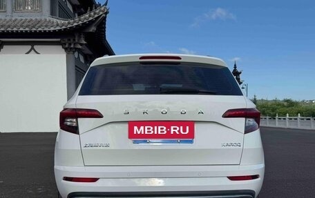 Skoda Karoq I, 2023 год, 1 600 000 рублей, 5 фотография