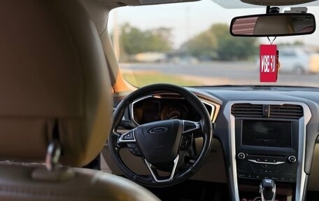 Ford Fusion (North America) II, 2013 год, 1 035 000 рублей, 11 фотография