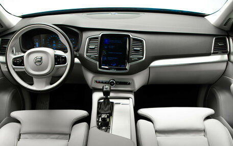 Volvo XC90 II рестайлинг, 2018 год, 3 749 000 рублей, 8 фотография