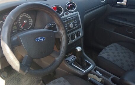 Ford Focus II рестайлинг, 2005 год, 230 000 рублей, 3 фотография