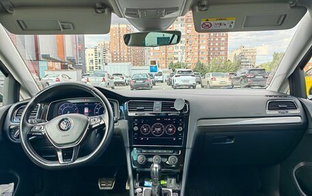 Volkswagen Golf VII, 2019 год, 1 800 000 рублей, 7 фотография