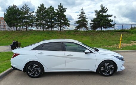 Hyundai Elantra, 2021 год, 1 750 000 рублей, 8 фотография