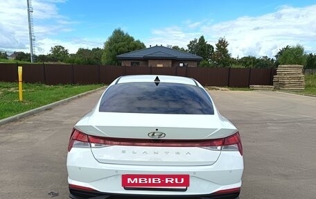 Hyundai Elantra, 2021 год, 1 750 000 рублей, 5 фотография