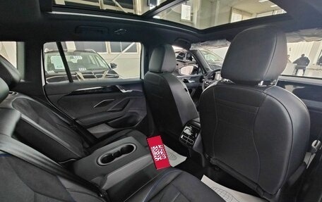 Volkswagen Tiguan II, 2026 год, 4 999 000 рублей, 11 фотография