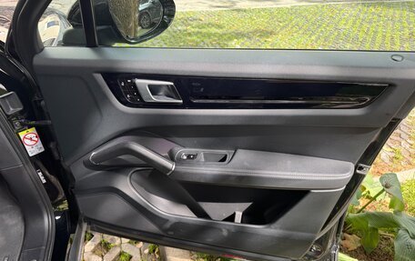 Porsche Cayenne III, 2019 год, 5 100 000 рублей, 26 фотография