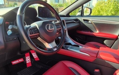 Lexus RX IV рестайлинг, 2019 год, 6 200 000 рублей, 9 фотография
