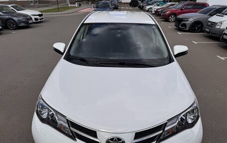 Toyota RAV4, 2015 год, 2 090 000 рублей, 16 фотография