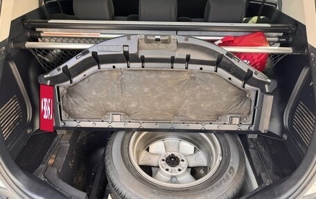 Toyota RAV4, 2015 год, 2 090 000 рублей, 33 фотография