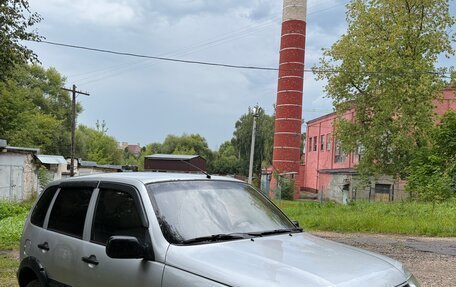 Chevrolet Niva I рестайлинг, 2006 год, 195 000 рублей, 3 фотография