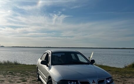 Mitsubishi Carisma I, 2001 год, 250 000 рублей, 2 фотография