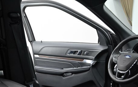 Ford Explorer VI, 2018 год, 2 485 000 рублей, 8 фотография