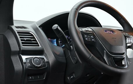 Ford Explorer VI, 2018 год, 2 485 000 рублей, 7 фотография