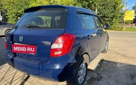 Skoda Fabia II, 2011 год, 450 000 рублей, 4 фотография