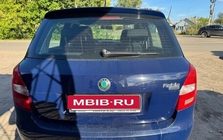 Skoda Fabia II, 2011 год, 450 000 рублей, 5 фотография