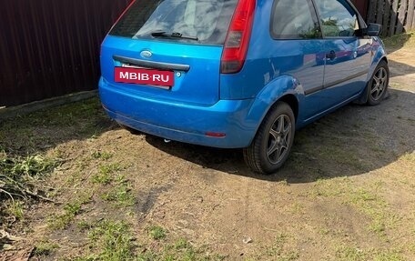 Ford Fiesta, 2004 год, 280 000 рублей, 7 фотография