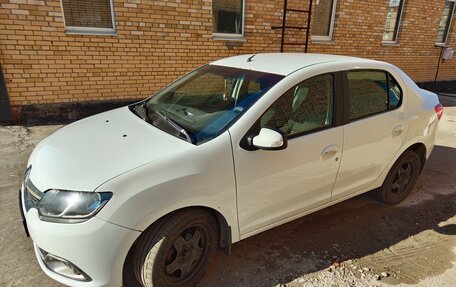 Renault Logan II, 2016 год, 650 000 рублей, 6 фотография