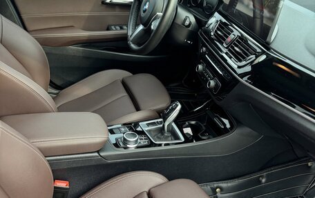 BMW 1 серия, 2023 год, 2 000 000 рублей, 9 фотография