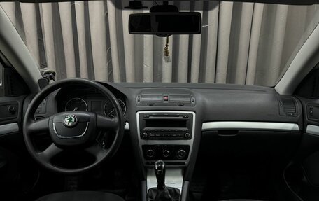 Skoda Octavia, 2011 год, 639 777 рублей, 12 фотография