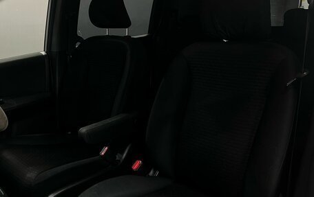 Honda Freed I, 2011 год, 729 888 рублей, 18 фотография