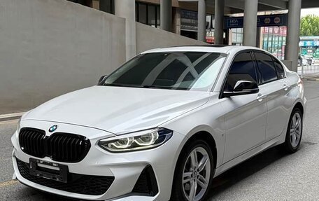 BMW 1 серия, 2022 год, 1 550 000 рублей, 2 фотография