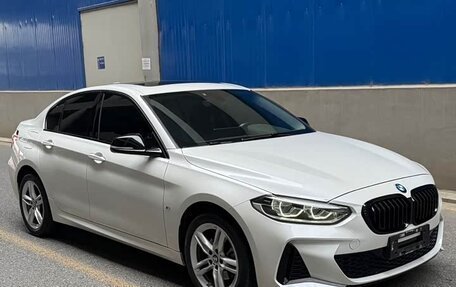 BMW 1 серия, 2022 год, 1 550 000 рублей, 4 фотография