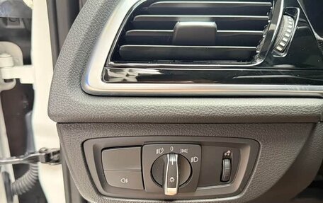 BMW 1 серия, 2022 год, 1 550 000 рублей, 13 фотография