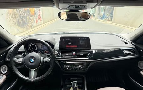 BMW 1 серия, 2022 год, 1 550 000 рублей, 18 фотография