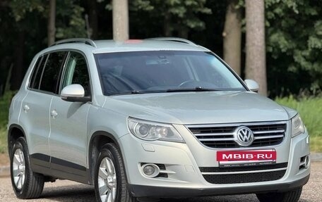 Volkswagen Tiguan I, 2010 год, 730 000 рублей, 1 фотография