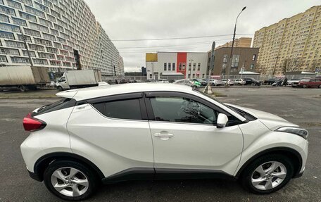 Toyota C-HR I рестайлинг, 2018 год, 2 350 000 рублей, 6 фотография