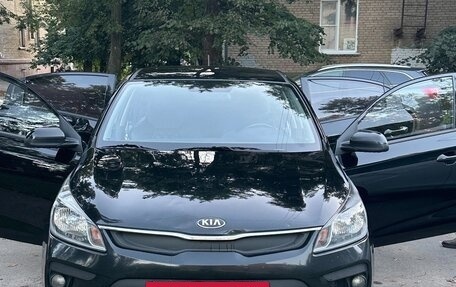KIA Rio IV, 2019 год, 1 300 000 рублей, 6 фотография